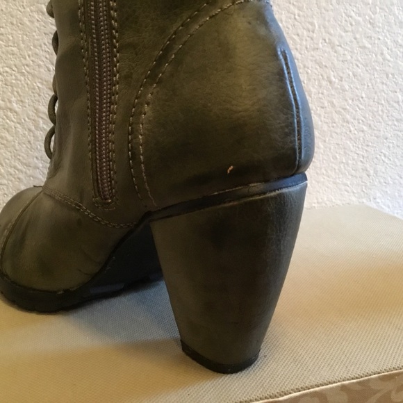 Bucco Capensis weathered faux leather combat boots - Picture 7 of 8